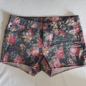 Makers floral denim shorts